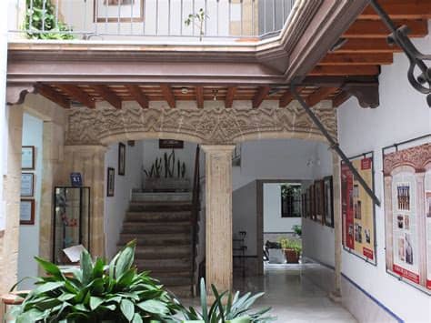 A hotel with history, well ubicated. Conoce las casas-palacio de El Puerto de Santa María — Mi ...