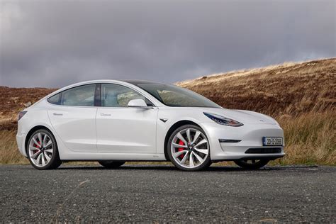 Tesla Model 3 Performance 2020 Reviews Complete Car