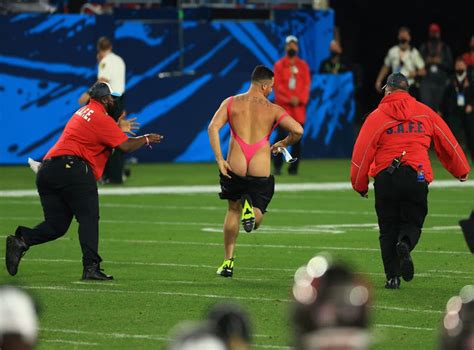 Super Bowl Streaker Cant Collect Winnings