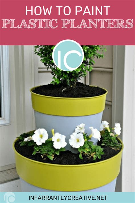 Choose from a wide selection of paint at lowe's®. Painting Plastic Planters - Infarrantly Creative
