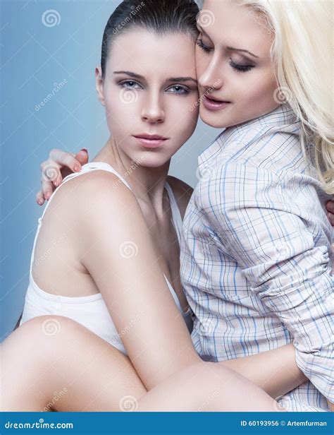 Lesbienne Photo Stock Image Du Brune F Tiche Explicite