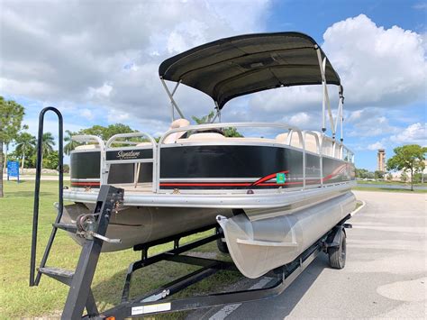 2011 Sun Tracker Fishin Barge 21 Signature Series Fort Lauderdale