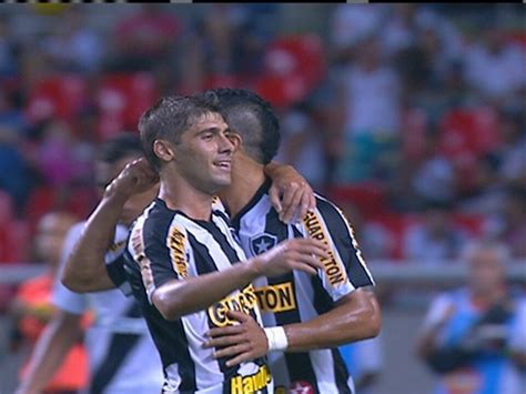 Os gols de Botafogo 3 x 1 Vasco pela 4ª rodada da Taça Rio campeonato