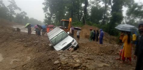 Incessant Rainfall East West Highway Obstructed In West Nawalparasi Photo Feature