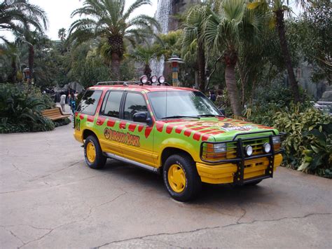 File Jurassic Park Car 