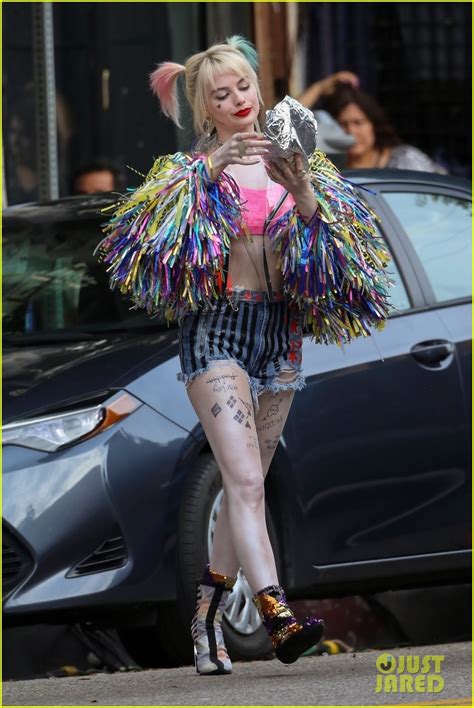 Margot Robbie As Harley Quinn In Birds Of Prey First Look Pics Photo 4221743 Birds Of