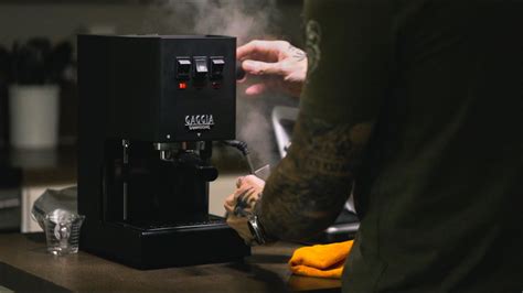De'longhi eletta ecam 44.660.b bean to cup machine. The BEST Espresso Machine Under $500 | Gaggia Classic Pro ...