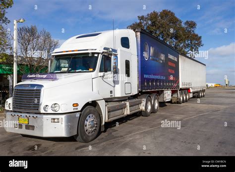 double truck  roadside stop  outback nsw australia stock photo