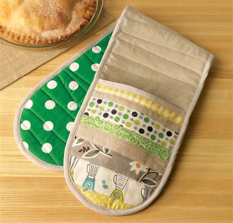 Scrappy Oven Mitt Quilt Pattern Download Quilting Daily
