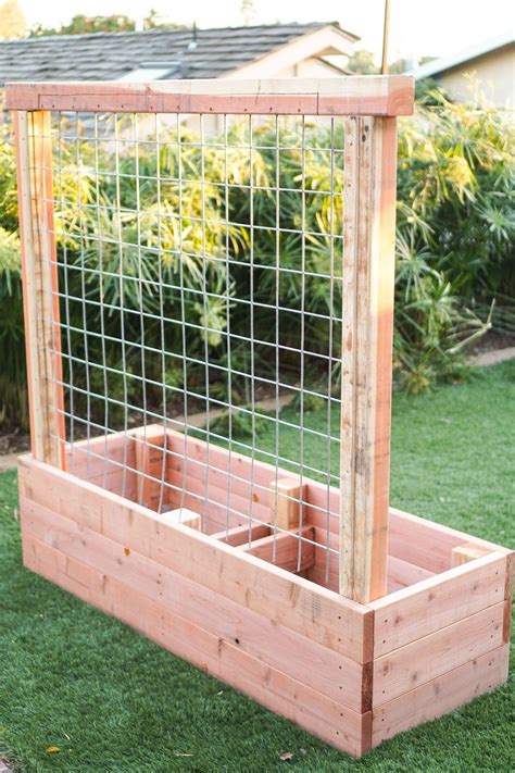 Diy Raised Planter Box With Trellis Smarterinspire