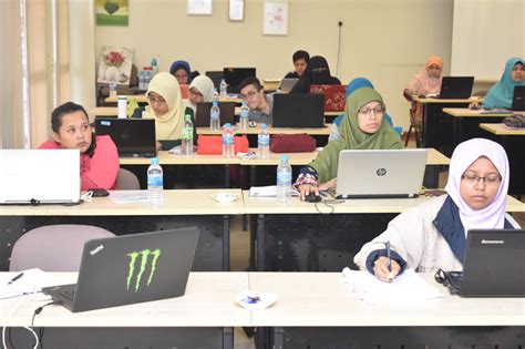 Direktorat pembinaan guru pendidikan dasar direktorat jenderal guru dan. Bengkel Pusat Siswazah UKM Siri 38/2017: Pengurusan Tesis ...