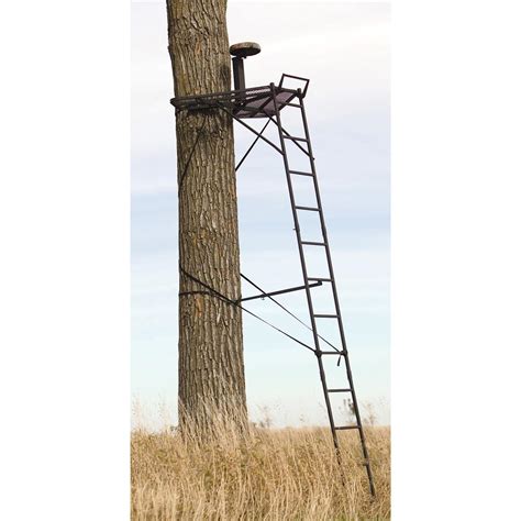 15 Big Game Swivel Seat Ladder Stand 158524 Ladder Tree Stands At