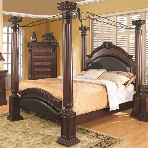 Here at the four poster bed we'll make canopy beds to suit your requirements and specifications. 18 Master Bedrooms Featuring Canopy Beds and Four Poster ...