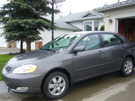 Every 2006 toyota corolla has air conditioning, power windows, a cd player, cloth seat upholstery, a driver's seat height adjuster, a tilting steering wheel, and automatic headlights. 2006 Toyota Corolla - Pictures - CarGurus