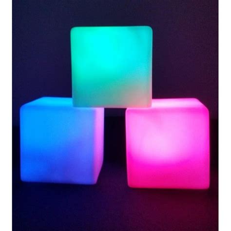 Led Glow Cube 7cm Sq