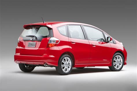 5 speed manual sport package w/navigation & vsa. All-New 2009 Honda Fit Big on Style and Refinement, Small ...