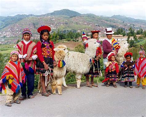 Who are the indigenous people of peru? People - Peru Education System