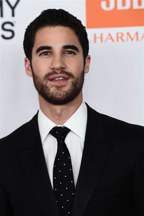 Nun gibt es traurige nachrichten um den musiker: American actor, singer and songwriter @DarrenCriss arrives ...