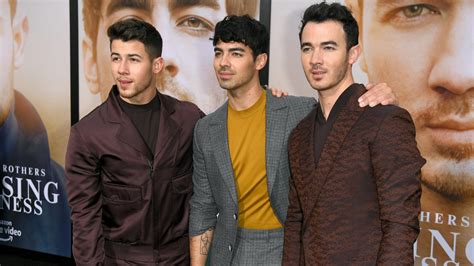 The jonas brothers reunion is probably one of the most flawlessly executed band reunions in music history, don't and their awkward family photos themed shoot for paper embodies that sentiment. The Jonas Brothers Recapture The 'Magic Missing' By Putting Family First | KUNC
