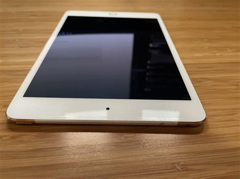 Apple Ipad Mini 4 Unlocked Gold 16gb Lumj62227 Swappa