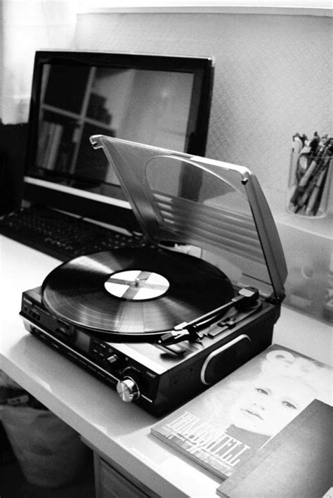 Browse 120 record player ideas on houzz. every home must have some vintage in it. | Make it Homey ...