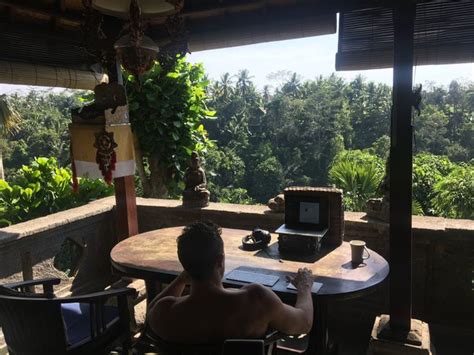 What Are The Pros And Cons Of Working As A Digital Nomad In Bali Indonesia Quora