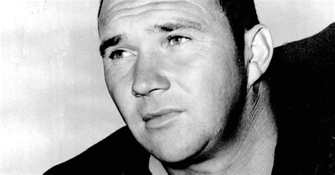 Doug Atkins A Feared Hall Of Fame Pass Rusher Dies At 85 The New