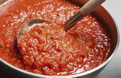 Jarred pasta sauces﻿﻿ may include excess salt and preservatives. Easy Homemade Tomato Sauce | Erren's Kitchen