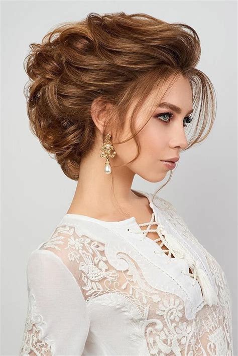 Mother Of The Bride Hairstyles 63 Elegant Ideas 2020 Guide Mother Of The Bride Hair Short