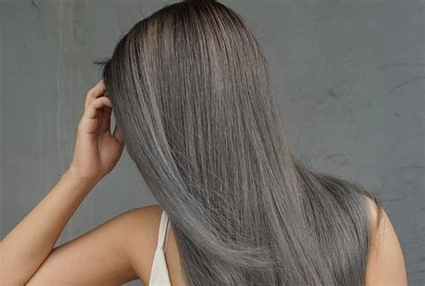 Salon dyeing is a safer choice, but it's also a pricey one. 20 Hypnotic Ash Grey Hairstyles to Grab Attention