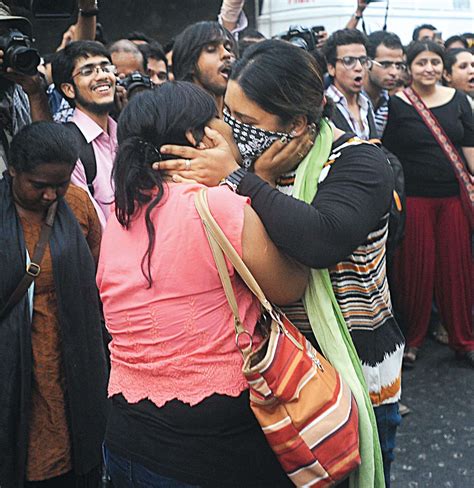 How India Celebrated The Kiss Of Love News Stories Latest News Headlines On Times Of India