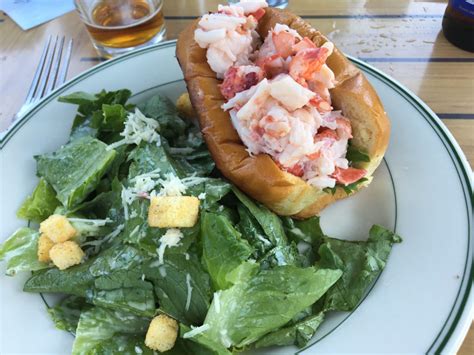 The 5 Best Ways to Eat Lobster Next Time You’re in Maine