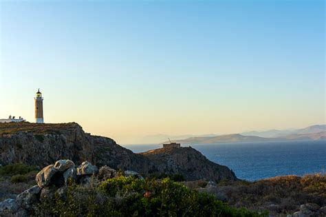 Világítótorony A Kythirasziget Északi Csücskében Görögország témájú ...