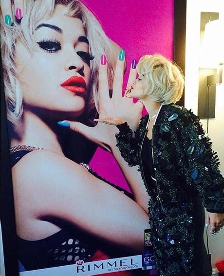 Rita Ora Para Rimmel London La Colección De Esmaltes De Uñas Color
