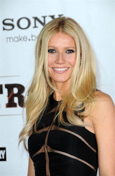 Believe it or not, the pirate to the left of robin williams that is thrown in the boo box is glenn close / all of the young wendy's are gwyneth paltrow. Gwyneth Paltrow Net Worth - Salary, House, Car