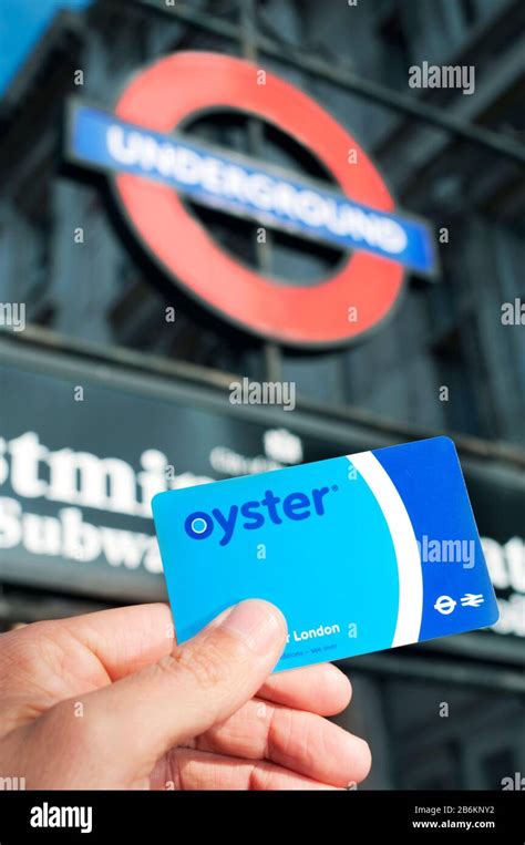 Contactless Card On London Underground Hi Res Stock Photography And