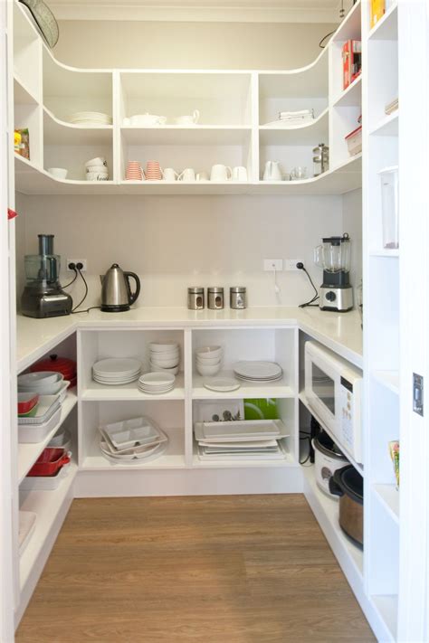 10 Kitchen Pantry Shelving Systems
