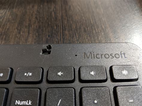 The Tech Faucet Giving The Microsoft Wireless Desktop 900 Keyboard A