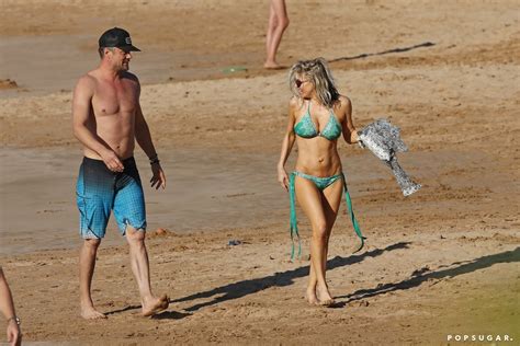 Fergie And Josh Duhamel On The Beach In Hawaii January 2017 Popsugar Celebrity