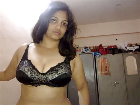 Indian Wife Bhumi Indian Desi Porn Set