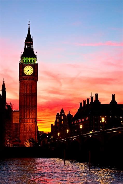 Sehenswürdigkeit In London Big Ben Im Sonnenuntergang Places To