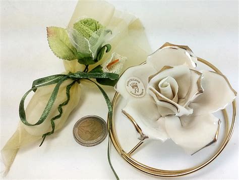 Risparmia con le migliori offerte per nozze argento a gennaio 2021! BOMBONIERE COLOMBE FIORI NOZZE D'ORO ARGENTO CRESIMA ...