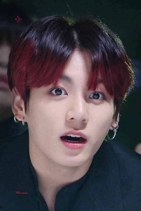Bts metamorphosis au — jungkook 03:21. BTS Jungkook's Hair At 2019 MMA Sent Twitter On Another ...