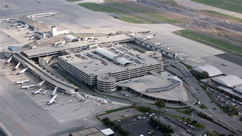 Bomb Threat Targets Aa Jet In Columbus Ohio