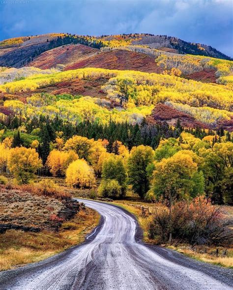 🇺🇸 Cimarron Valley Fall Drive 🍂 New Mexico By Lars Leber