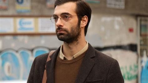 Ancak ikili, 2018'de ilişkilerini bitirmişti. İlker Kaleli kimdir, nereli ve kaç yaşında? İlker Kaleli ...