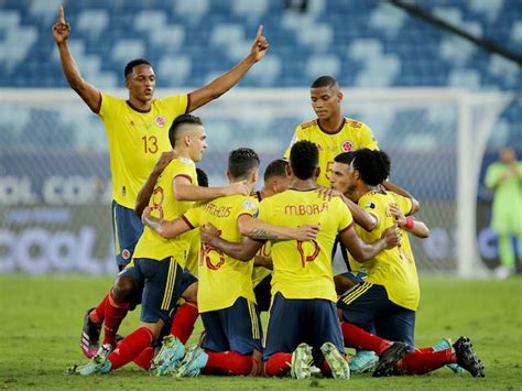 James rodríguez (colombia) right footed shot from the centre of the box to the bottom right corner. Preview: Colombia vs. Peru - prediction, team news, lineups