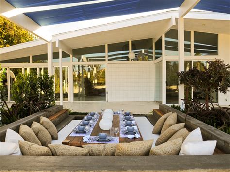 25 Cool Outdoor Dining Room Design Ideas