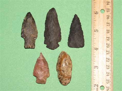 Five Prehistoric Indian Arrowheads Artifacts Etsyde