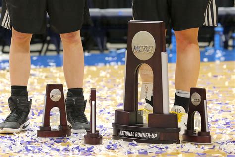 Womens Basketball Places Second In Ncaa Diii Champs The Bowdoin Orient
